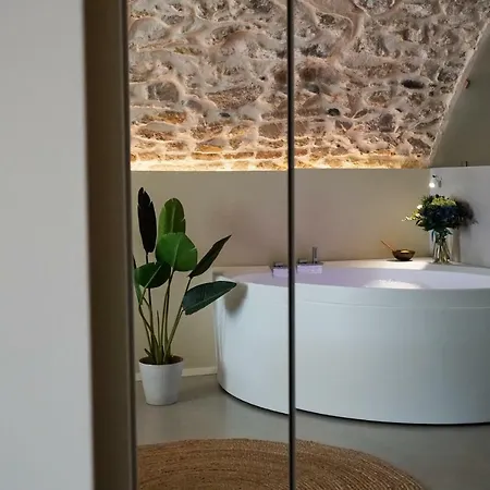 Luxury View Apartment